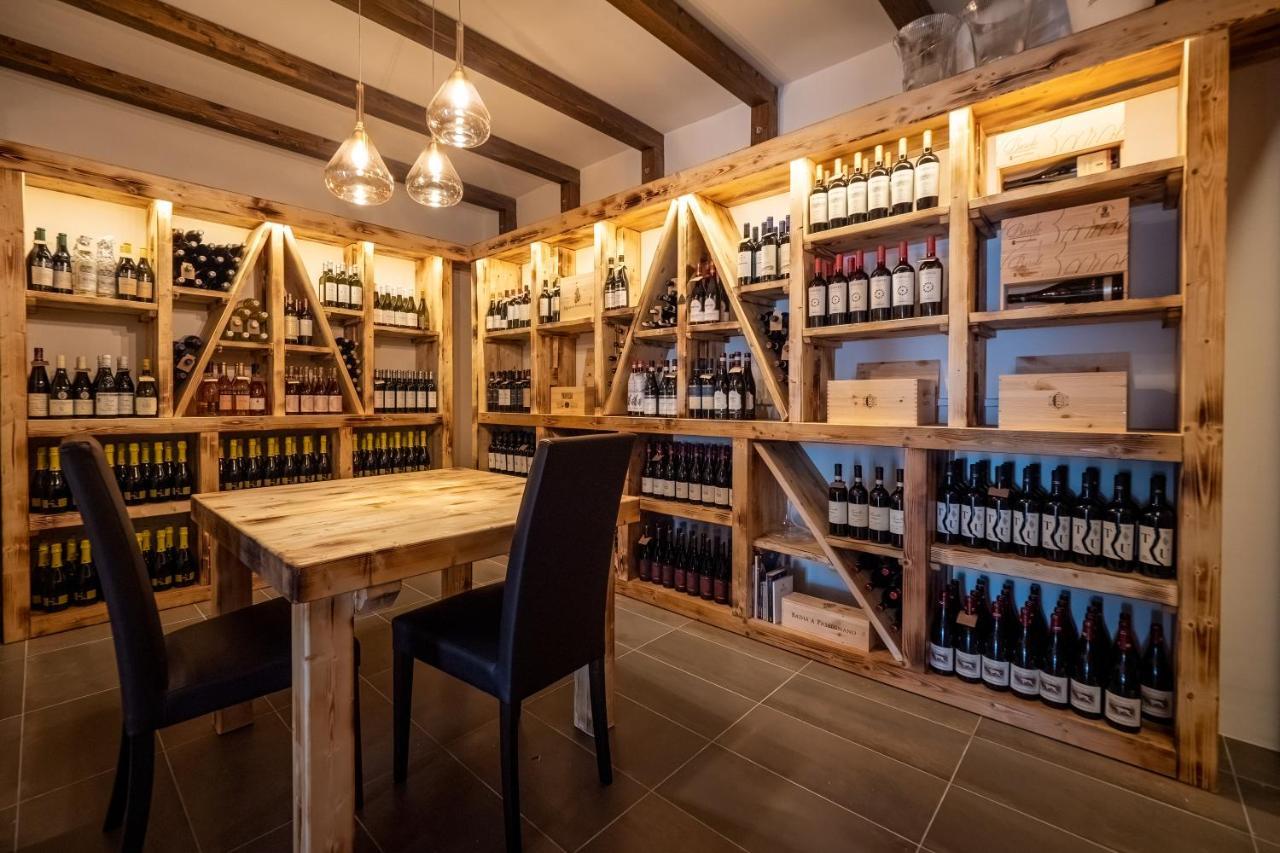 Casa Corsetti - Locanda E Ristorante Magione Exteriör bild